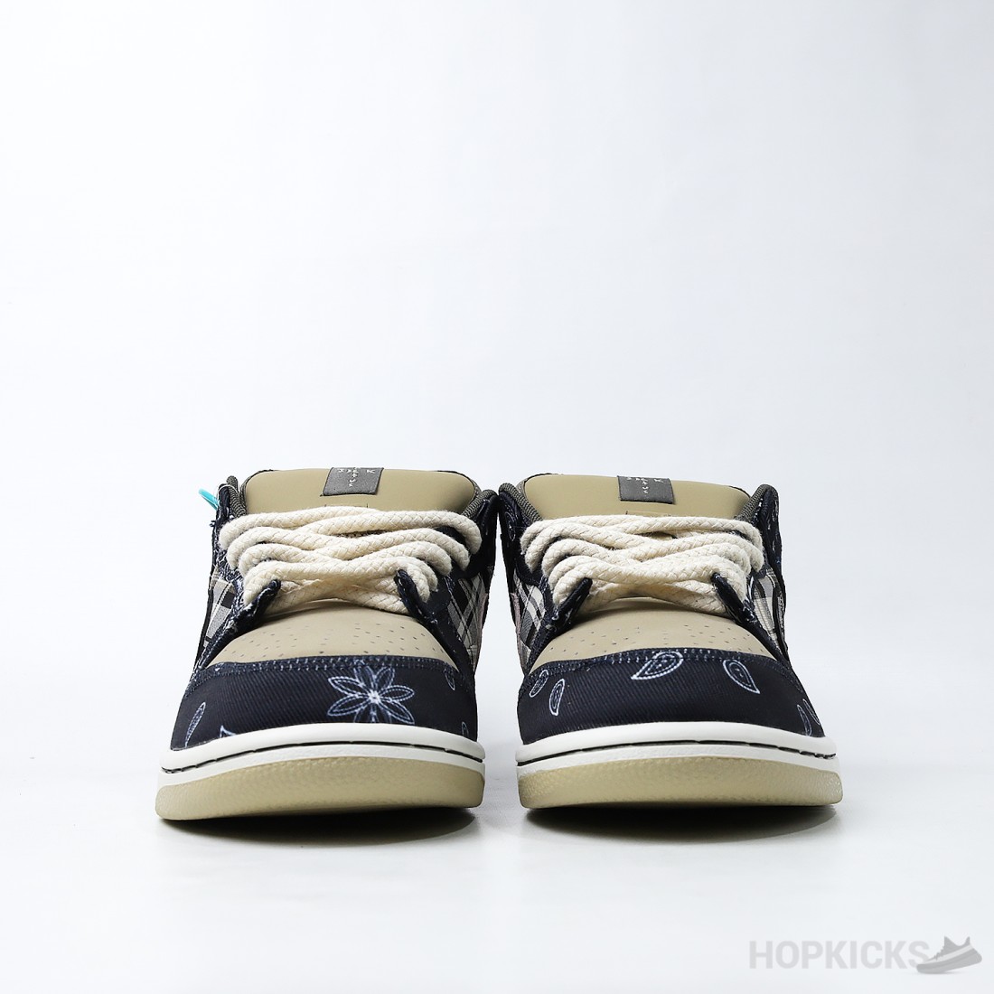 dunk low cactus jack